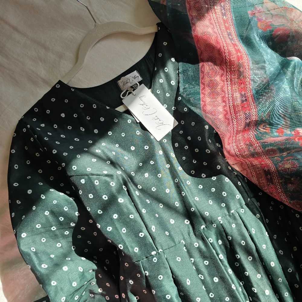 Idaho Anarkali Pishwas Maxi Dress - 42" XL Green (Indian Size 3XL) - Picture 4 of 16
